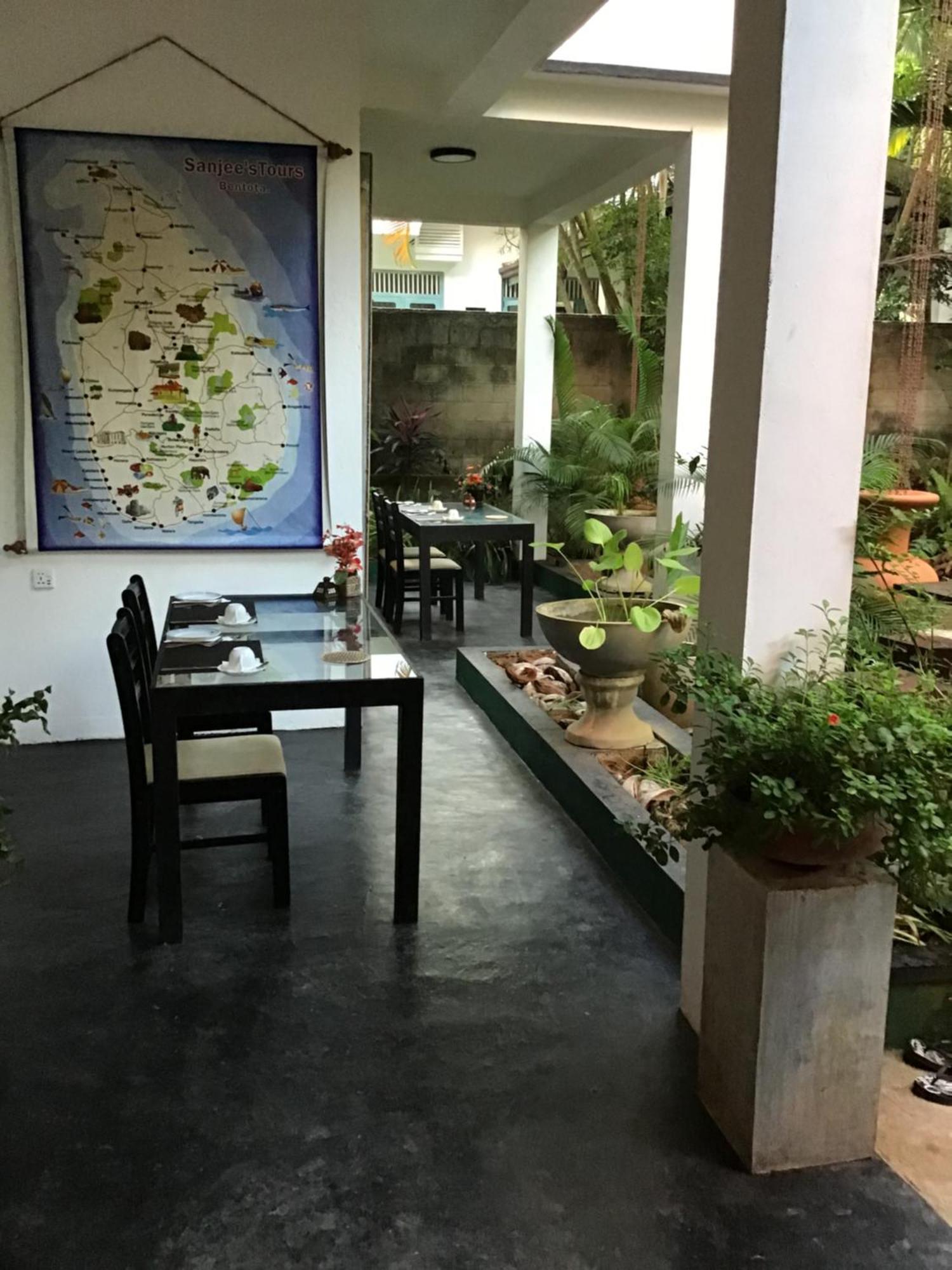 Sanjeehome & Lanka Ayurveda, Bentota Exterior photo